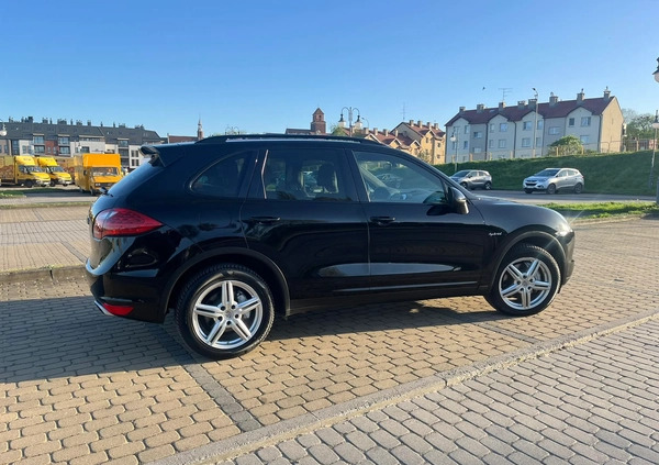 Porsche Cayenne cena 155000 przebieg: 71000, rok produkcji 2014 z Nowa Dęba małe 106